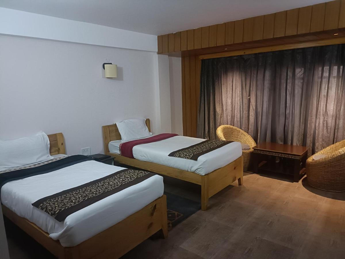 Hotel Vajra タワン エクステリア 写真